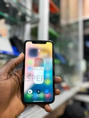 Apple iPhone XR 256 GB Noir