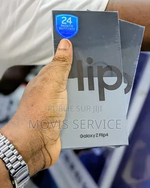 Nouveau Samsung Galaxy Z Flip4 256 GB Bleu