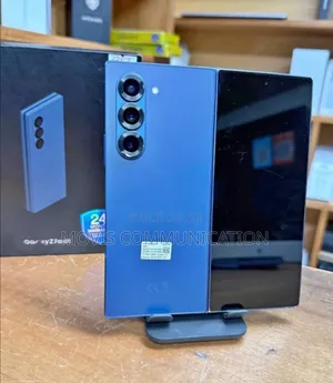 Neuf Samsung Galaxy Z Fold6 512 GB Bleu