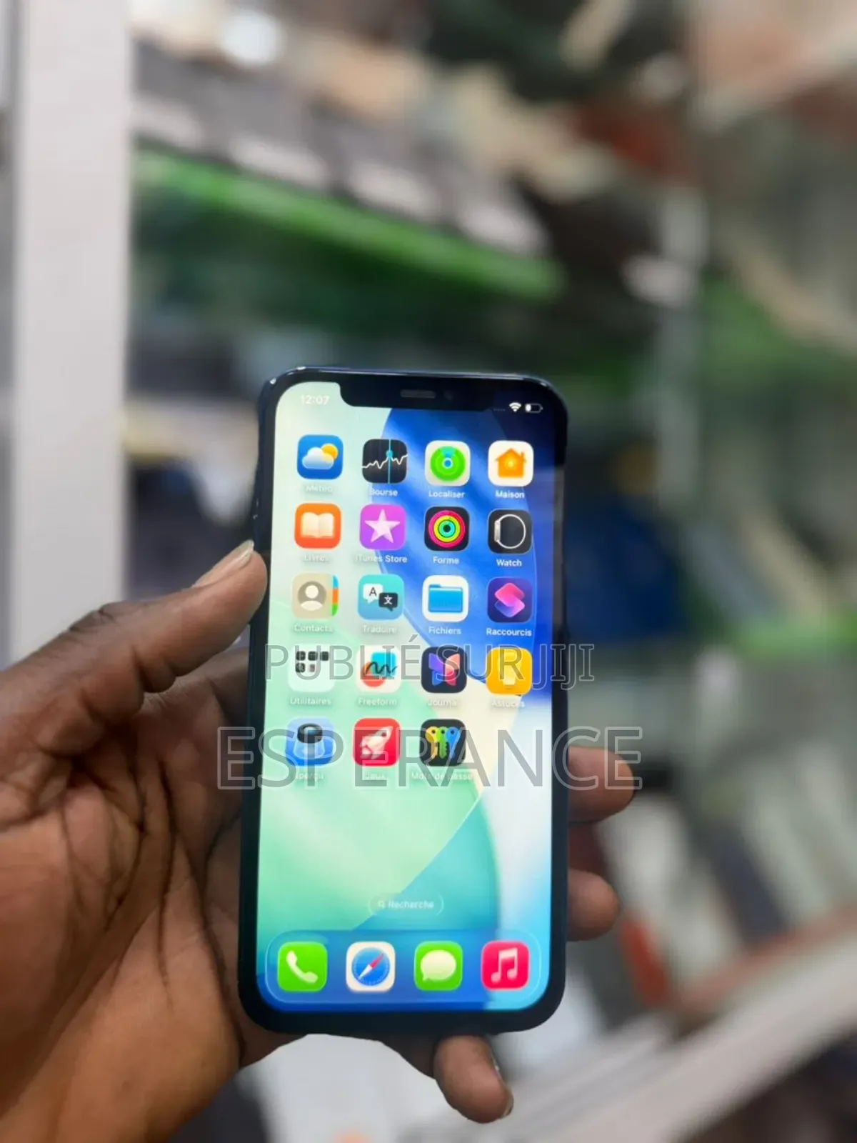 Apple iPhone 12 64 GB Bleu