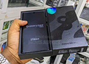 Neuf Samsung Galaxy S22 Ultra 5G 256 GB Vert