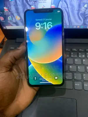 Apple iPhone X 64 GB Noir