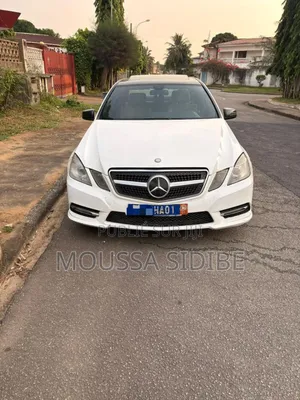 Mercedes-Benz E350 Base 2dr Cabriolet RWD (3.5L 6cyl 7A) 2014 Blanc