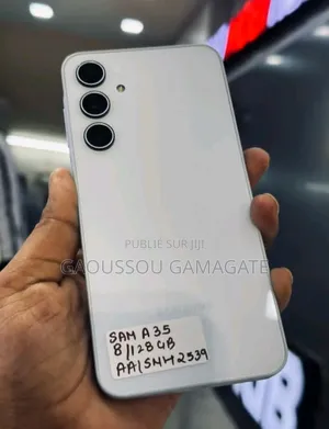 Neuf Samsung Galaxy A55 256 GB Blanc