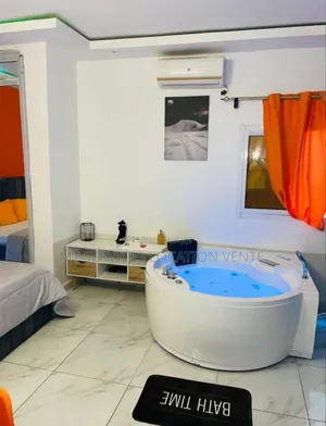Meublé 1chbre Appartement dans Yopougon à Louer