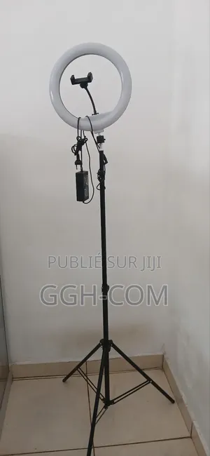 Ring Fill Light Yq 320a