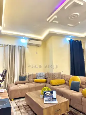 Meublé 2chbre Appartement dans Gfj Meublé, Cocody à Louer