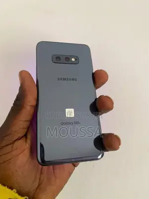 Nouveau Samsung Galaxy S10e 256 GB Noir