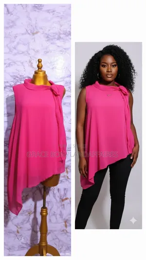 Haut Rose Asymétrique Pour Femme. Solde : Tout À 1500fcfa