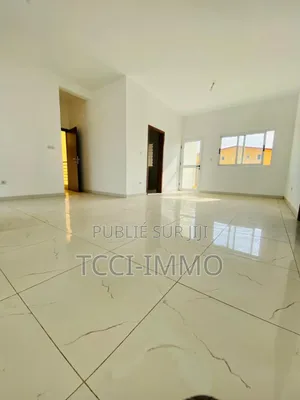 2chbre Appartement dans Tcci Sarl, Cocody à Louer
