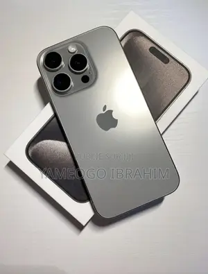 Nouveau Apple iPhone 15 Pro 256 GB Orange