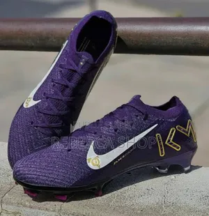 Crampons Nike