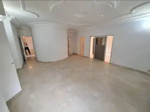 8chbre Villa dans Deux Plateaux à Louer
