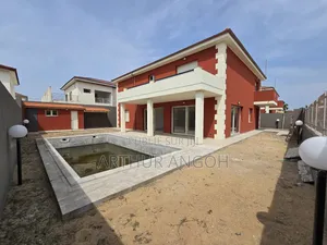 6chbre Duplex dans Arthur Angoh, Grand-Bassam à Louer