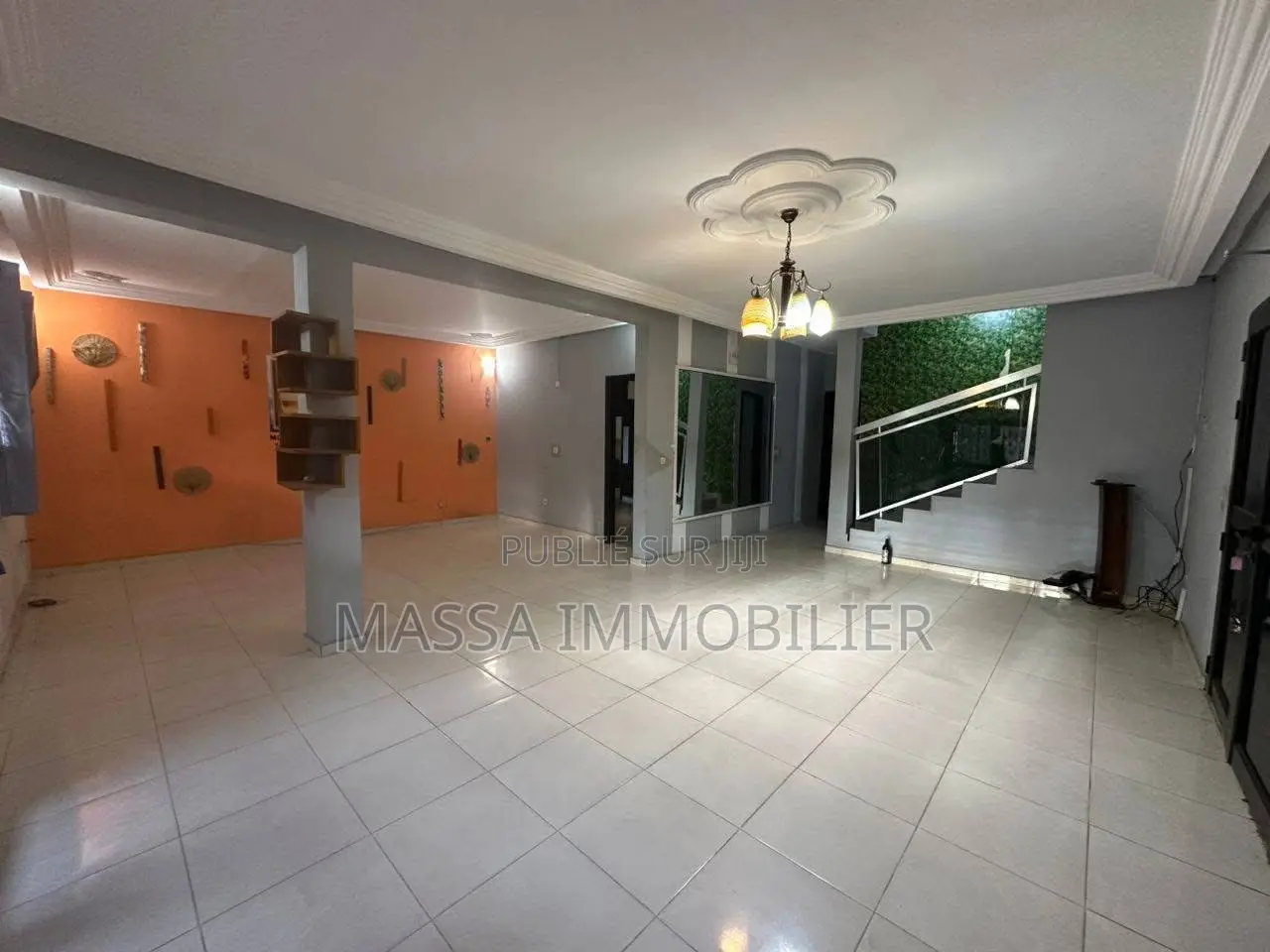 5chbre Villa dans Massa Immobilier, Cocody à Louer
