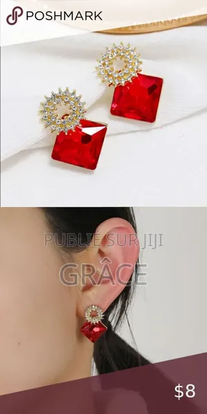 Boucles d'Oreilles Élégante en Forme De Diamant Rouge