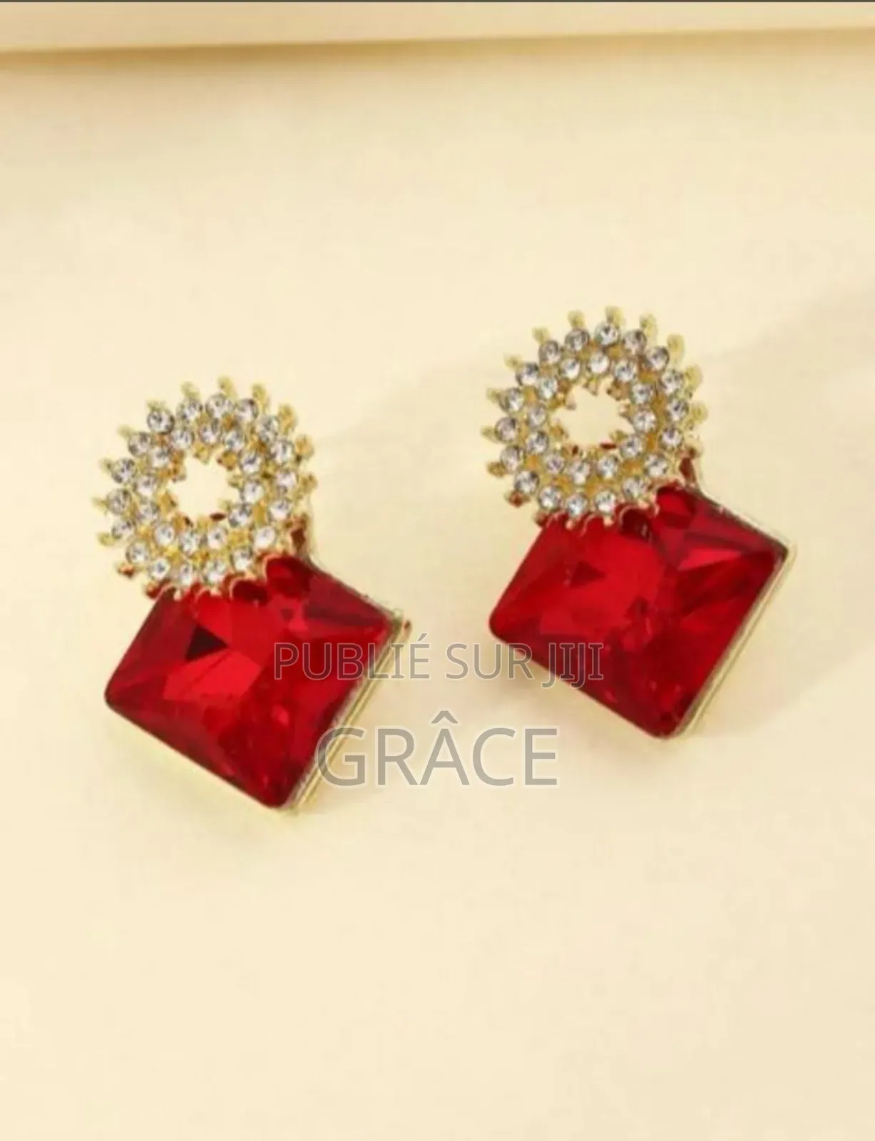 Boucles d'Oreilles Élégante en Forme De Diamant Rouge