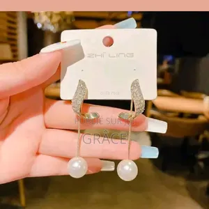 Boucles d'Oreilles en Design Élégant