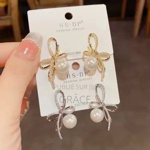 Boucles d'Oreilles en Forme De Noeuds