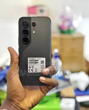 Nouveau Tecno Camon 50 Pro 256 GB Noir