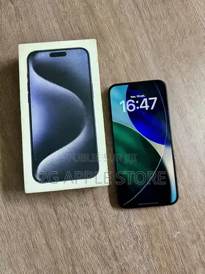 Nouveau Apple iPhone 15 Pro Max 256 GB Gris