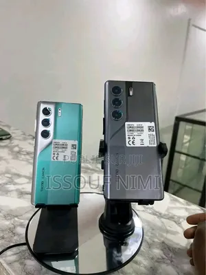 Nouveau Tecno Camon 40 Pro 4G 256 GB Autre
