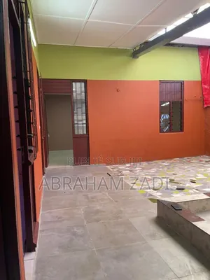 Meublé 4chbre Villa dans Zkas Immobilier, Yopougon à Louer