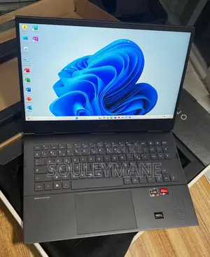 Ordinateur portable HP Omen 16 16GB AMD Ryzen 7 SSD 1T