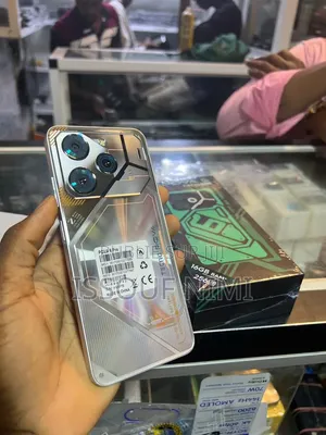 Nouveau Tecno Pova 6 Pro 5G 256 GB Autre