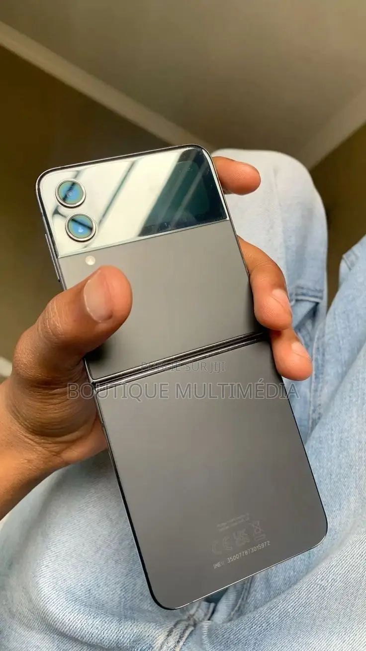 Nouveau Samsung Galaxy Z Flip 3 256 GB Autre