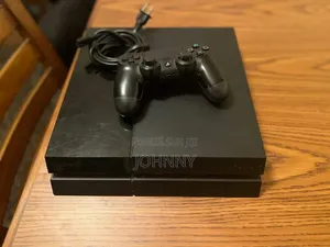 Playstation 4 Slim