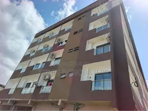 2chbre Appartement dans La Terre Immobilière, Cocody à Vendre