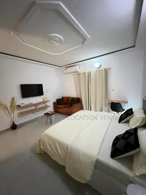 Meublé 1chbre Appartement dans Mt Location, Cocody à Louer