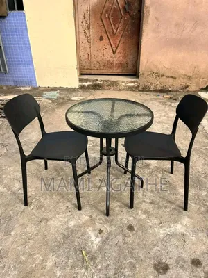 Petite Table À Manger