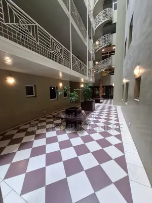 3chbre Appartement dans La Terre Immobilière, Cocody à Louer