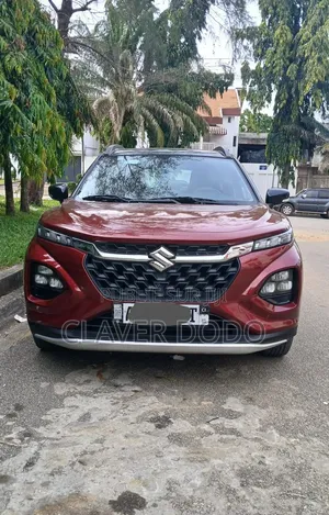 Suzuki Fronx 2024 Rouge