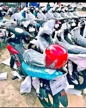 Nouveau KTM RC 125 2025 Blanc