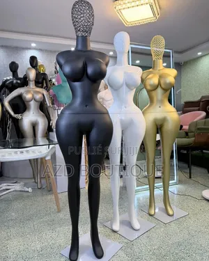 Mannequin BBL Sans Bras + 1 Bonus