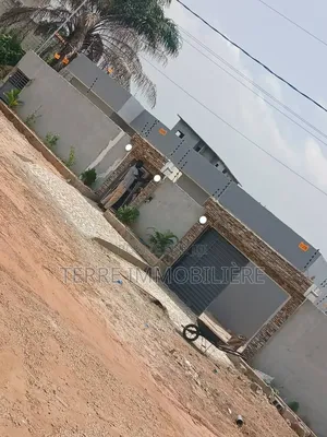 3chbre Villa dans La Terre Immobilière, Bingerville à Vendre
