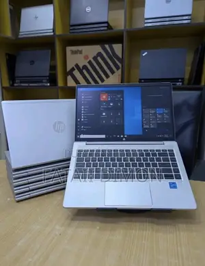 Nouveau HP ProBook 440 G8 8GB Intel Core i5 SSD 256GB