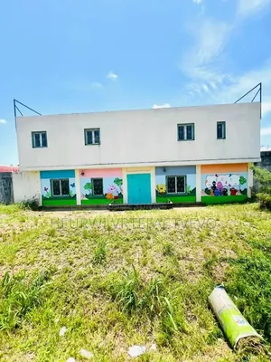 Meublé 10chbre Maison de ferme dans Yozalem, Cocody à Vendre