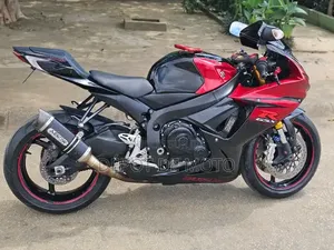 Nouveau Suzuki GSX-R 2022 Rouge