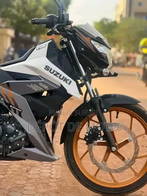 Nouveau Suzuki Autre 2026 Gris