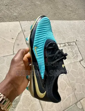 Chaussures Nike Phanthom