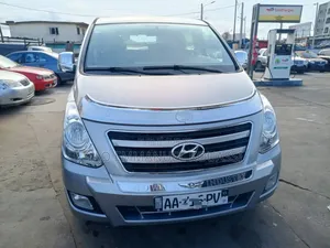 Hyundai H1 2018 Noir