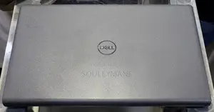 Ordinateur portable Dell Inspiron 11 3000 16GB Intel Core i7 SSD 512GB