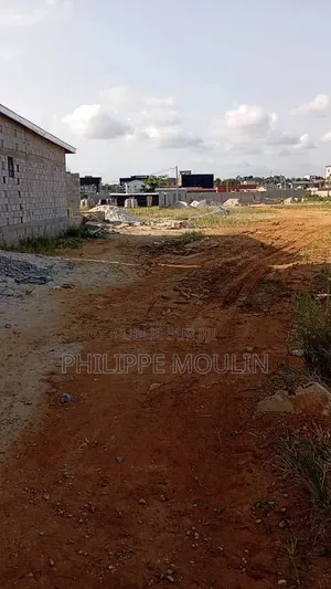 Terrain en Vente a Yamoussoukro Ebenezer