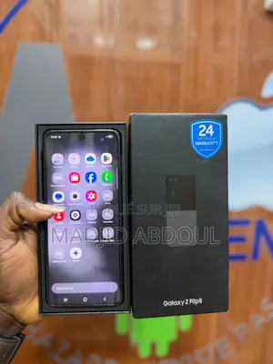 Nouveau Samsung Galaxy Z Flip5 512 GB Noir