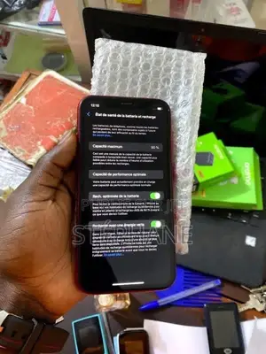 Apple iPhone XR 64 GB Rouge