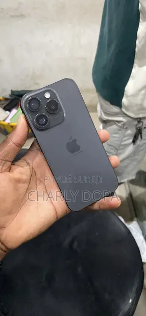 Apple iPhone 15 Pro 128 GB Noir